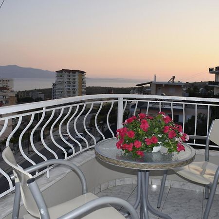 Isabela Apartments Sarandë Exteriör bild