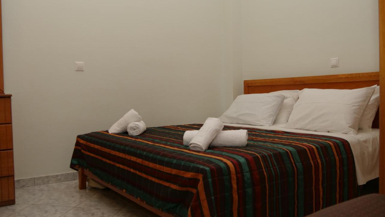 Isabela Apartments Sarandë Exteriör bild