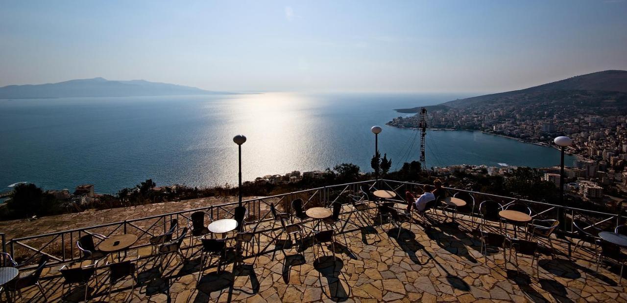 Isabela Apartments Sarandë Exteriör bild
