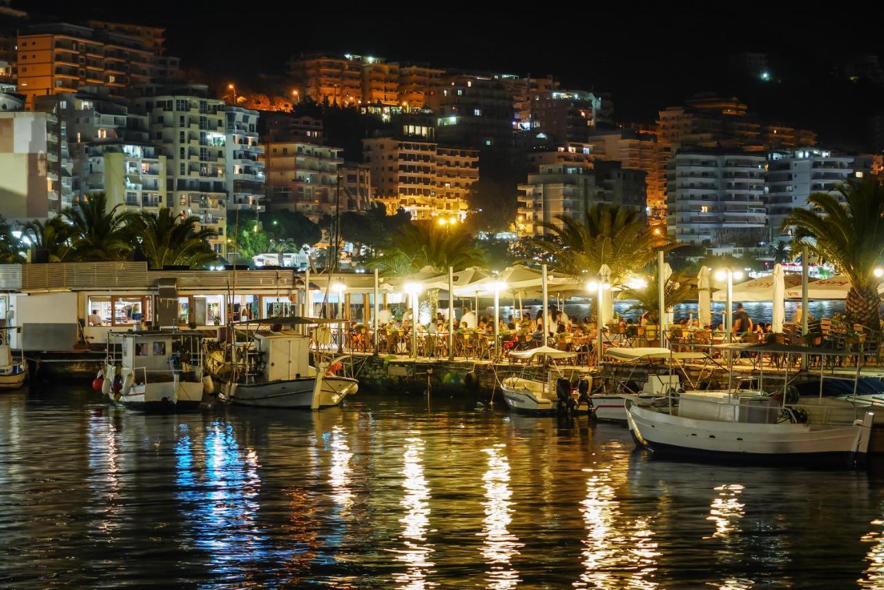 Isabela Apartments Sarandë Exteriör bild