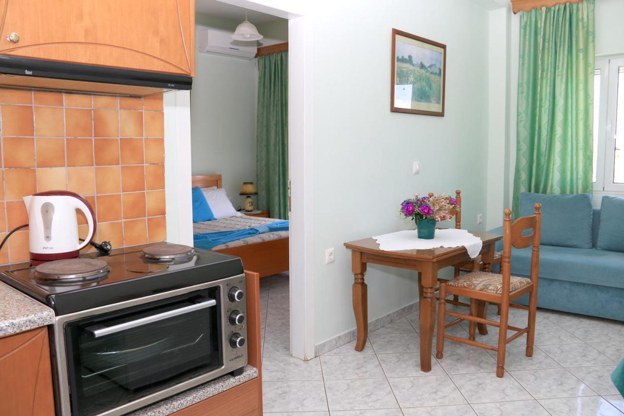 Isabela Apartments Sarandë Exteriör bild