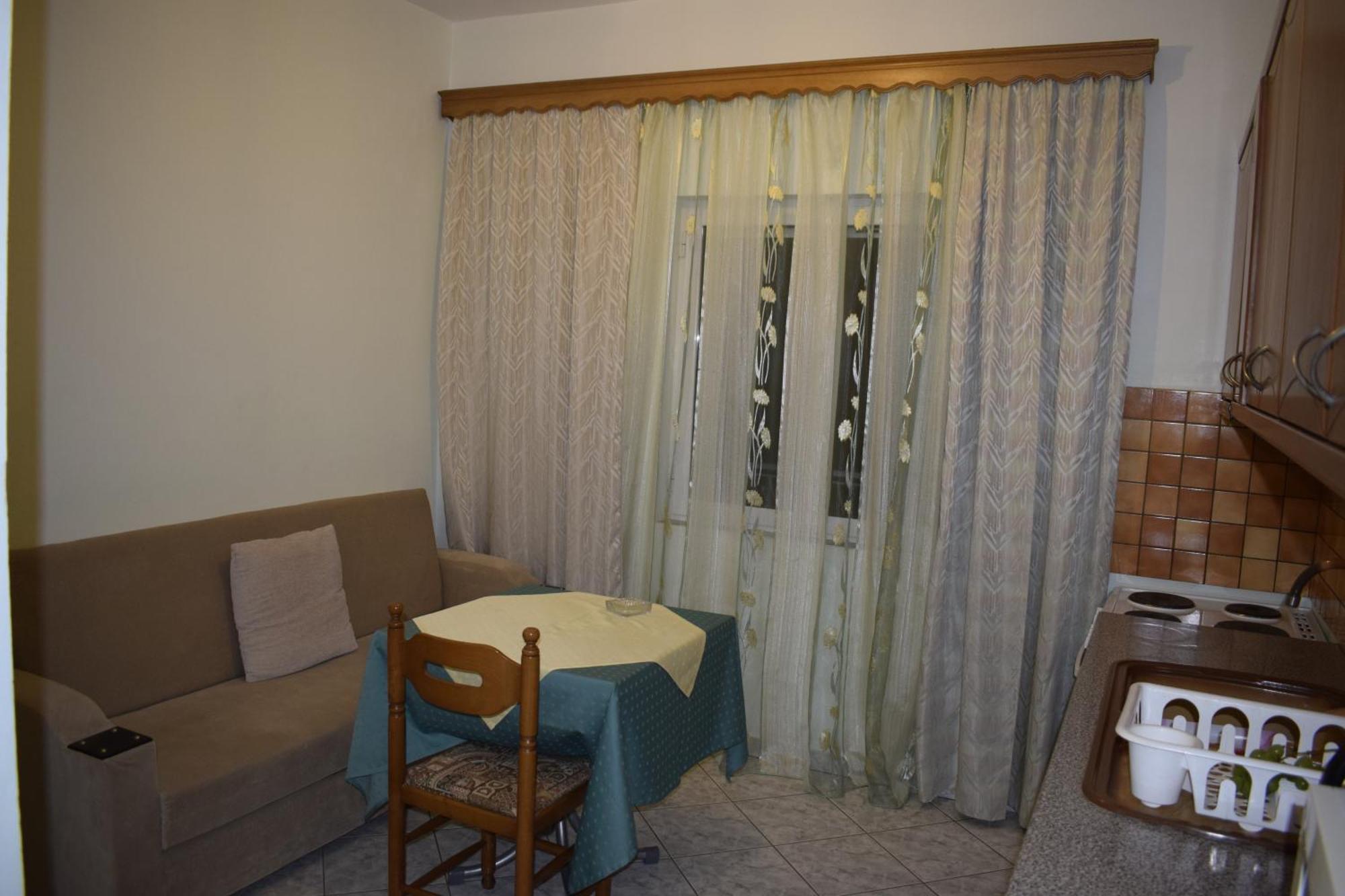 Isabela Apartments Sarandë Exteriör bild